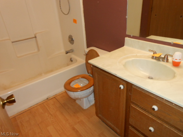 Wrens Cross - Residential