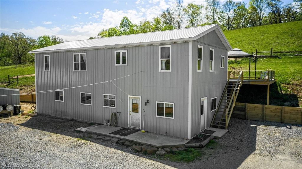Photo of 8346 Glenwood Road, Cumberland, OH 43732 (MLS # 5207668)