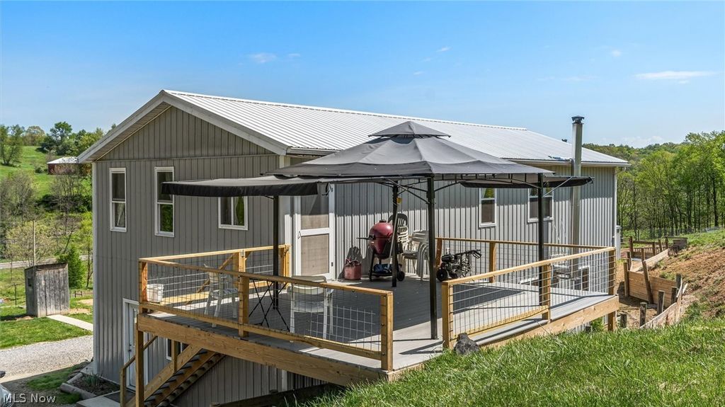 Photo of 8346 Glenwood Road, Cumberland, OH 43732 (MLS # 5207668)