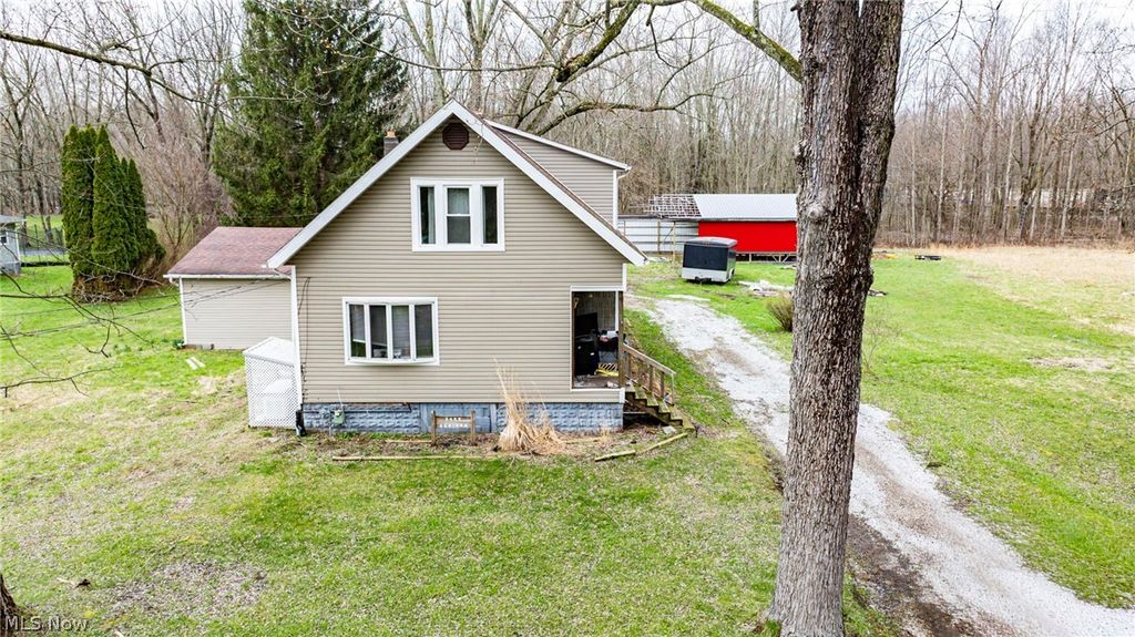 Photo of 3449 Addison Road, Geneva, OH 44041 (MLS # 5198470)