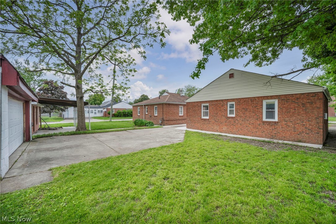 1279 Elmwood Road