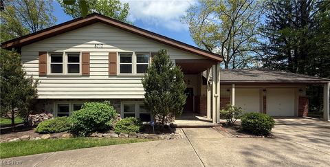 8717 Lake Forest Trail, Chagrin Falls, OH 44023 - #: 5119635
