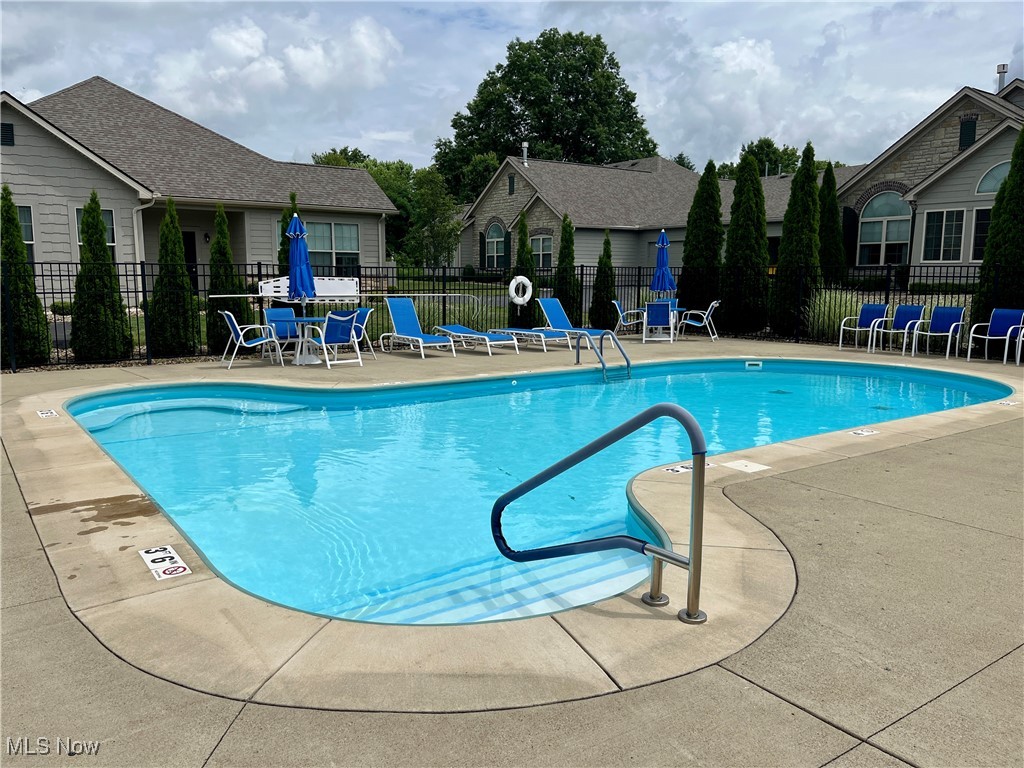 Stone Gate Condominiums - Residential