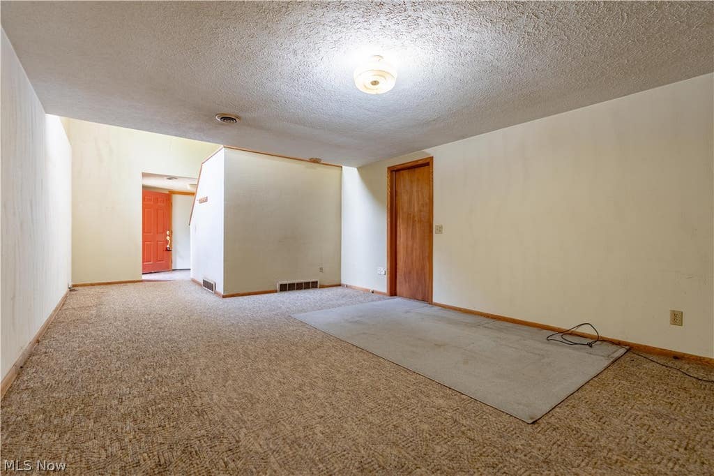 Photo of 8944 Colton Street NW, Massillon, OH 44646 (MLS # 5220158)