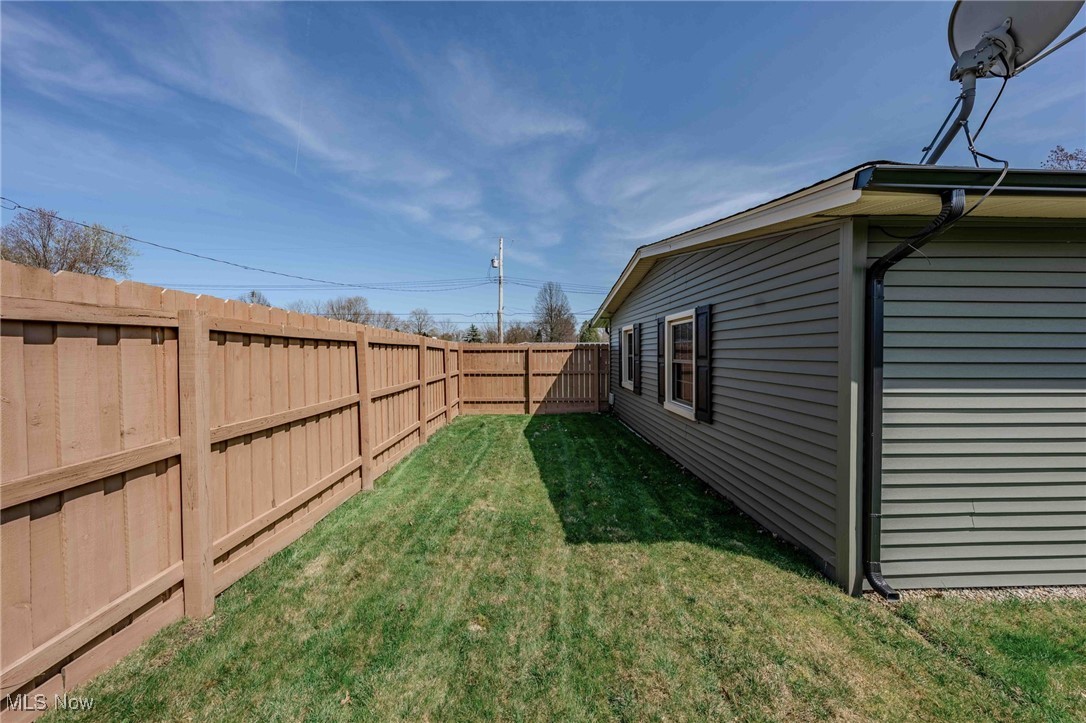 12478 Harmony Drive, Grafton, Ohio image 27