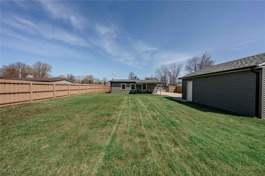 12478 Harmony Drive, Grafton, Ohio image 32