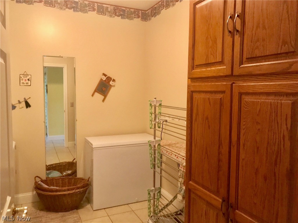 Connecticut Western Reserve - Residential