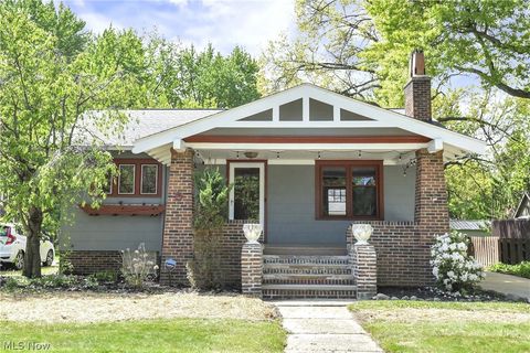 Homes For Sale - 16713 Bradgate Avenue<br/> Cleveland, OH 44111
