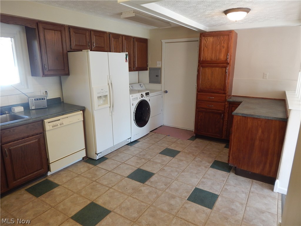 Cuya Manor Sub - Residential Lease