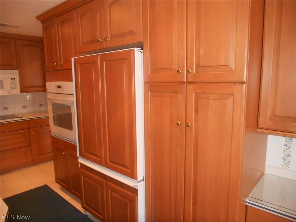 Silver Lake Towers Condo - Residential