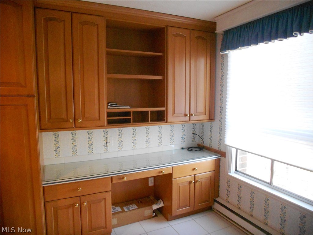 Silver Lake Towers Condo - Residential