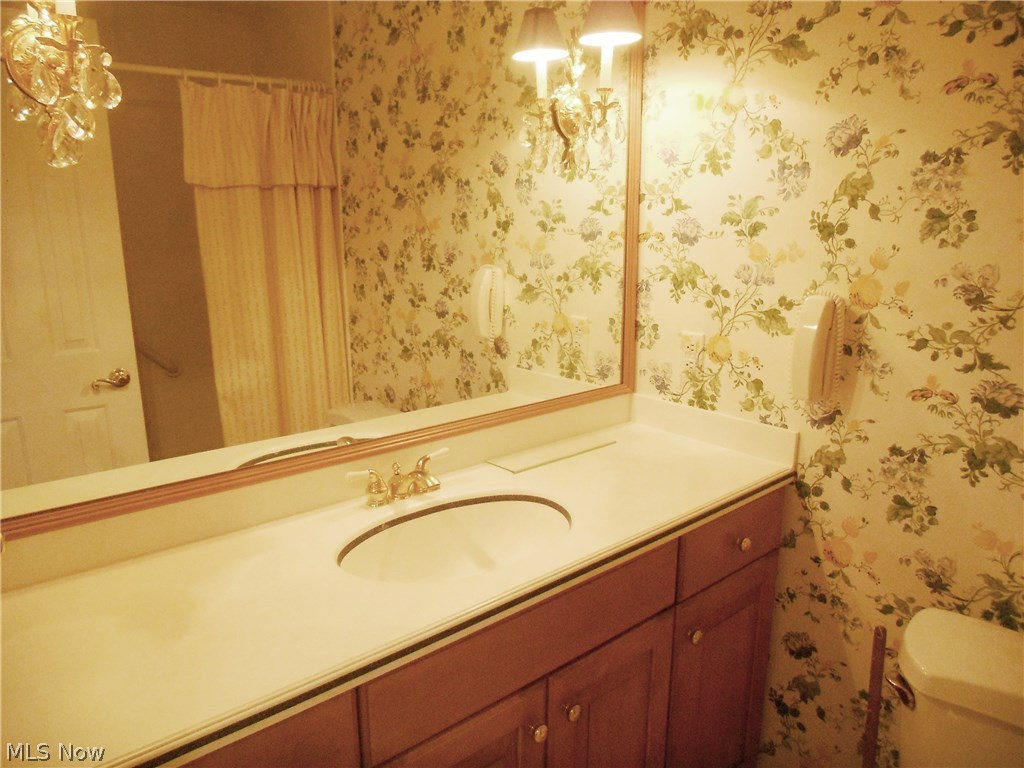 Silver Lake Towers Condo - Residential