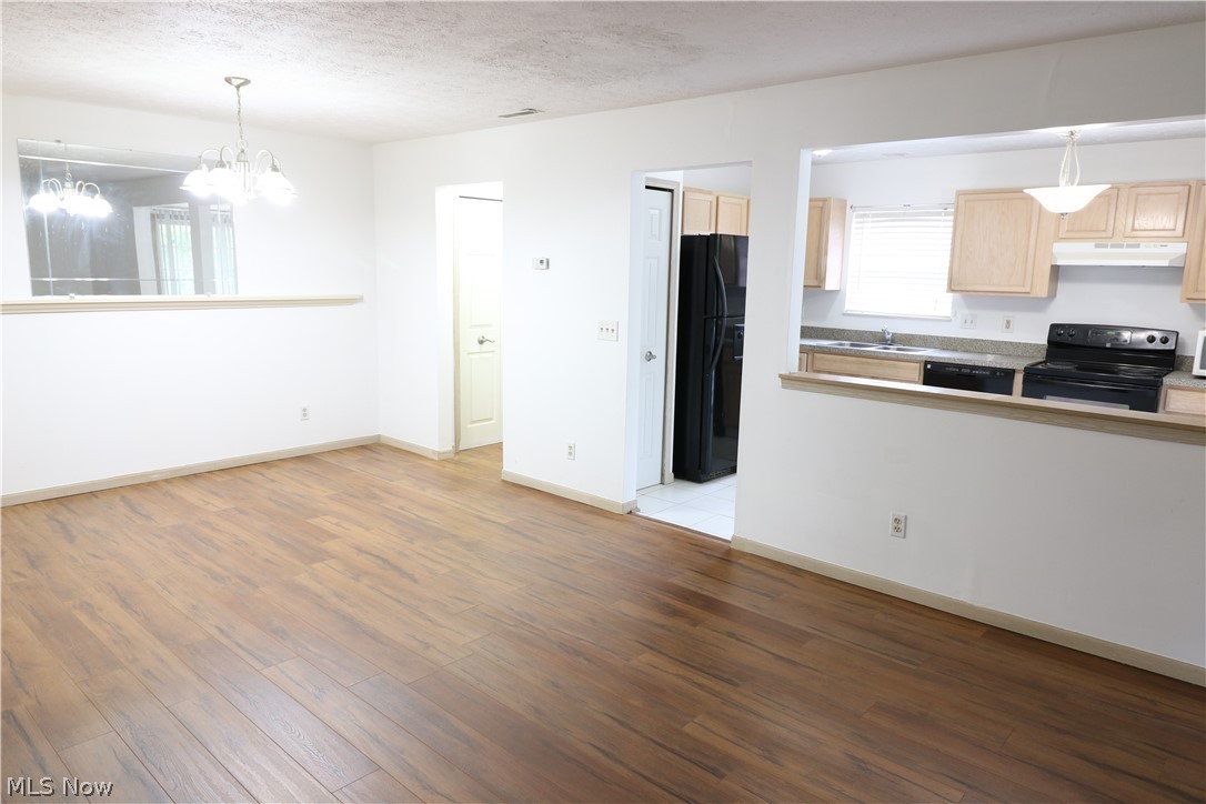 Sturbridge Xing Condo Ph 03 - Residential Lease