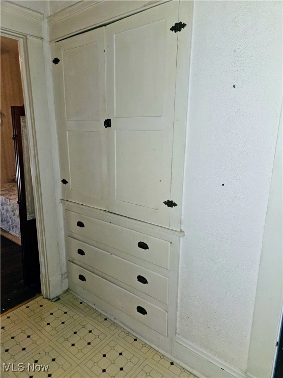 Alexander Sacketts Sub - Commercial Sale