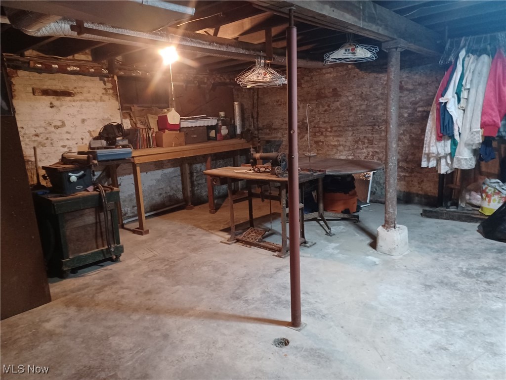 Alexander Sacketts Sub - Commercial Sale