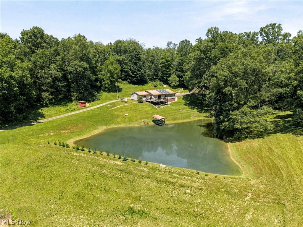 Photo of 10789 Gunther Miller Road SW, Stone Creek, OH 43840 (MLS # 5224235)