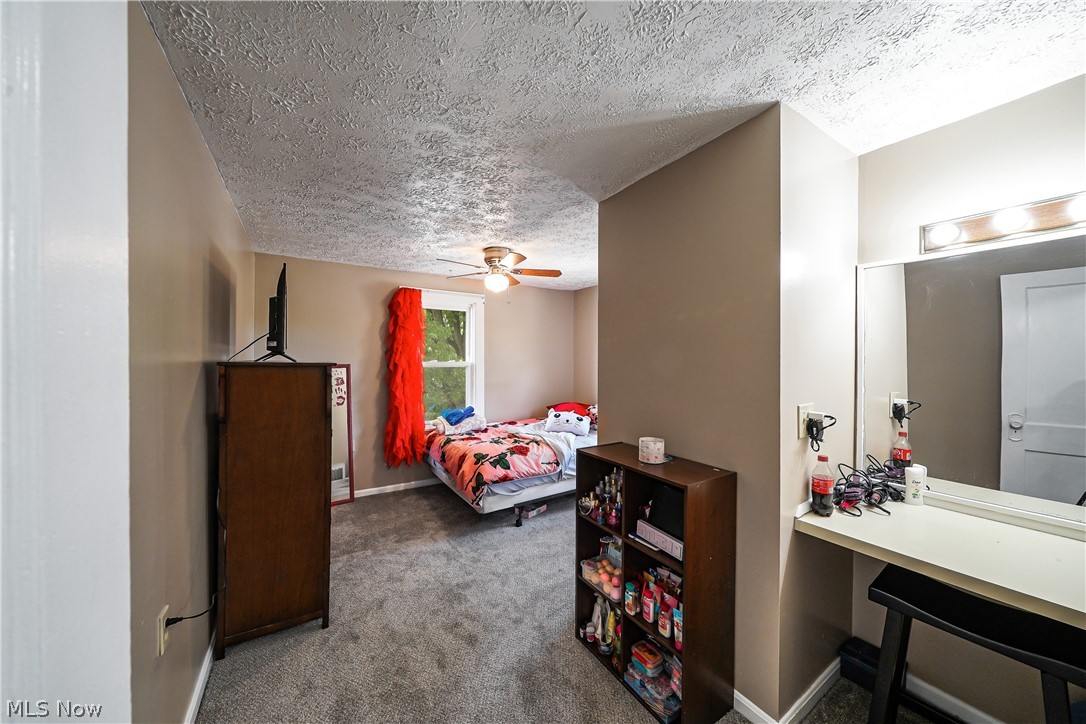 Hoenicka Park - Residential