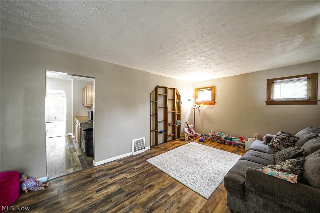 Hoenicka Park - Residential