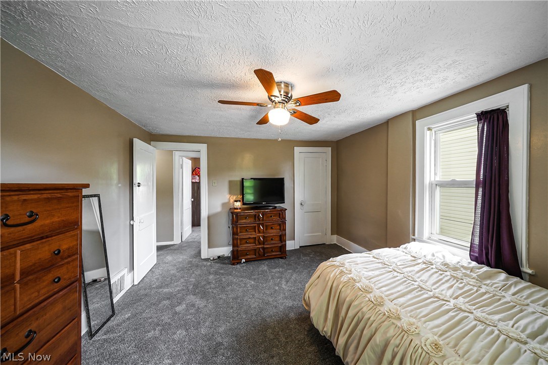 Hoenicka Park - Residential