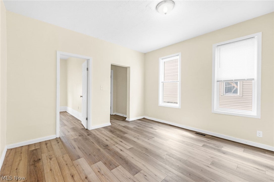 1366 W 87th Street