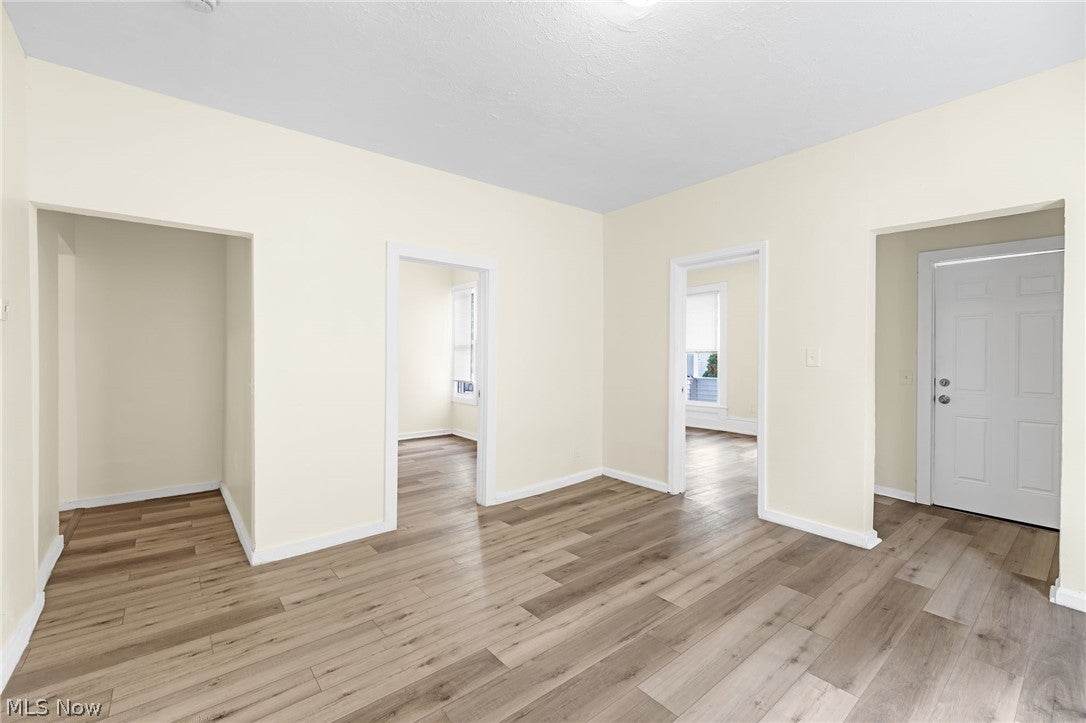 1366 W 87th Street