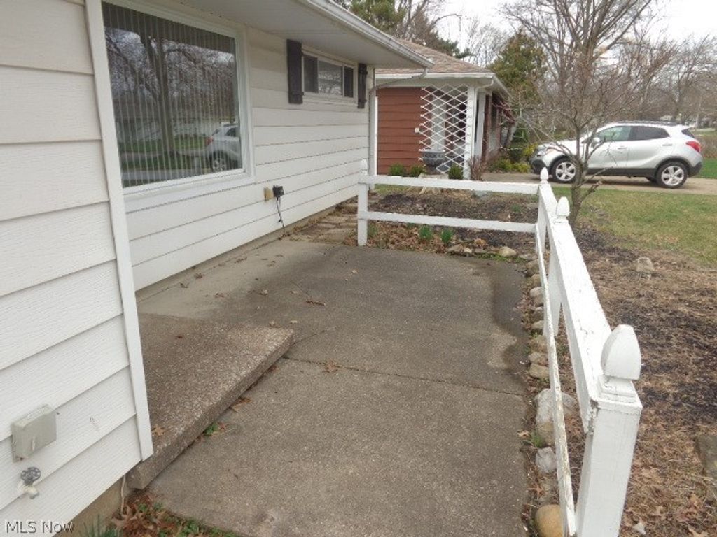 Photo of 6512 Denison Boulevard, Parma Heights, OH 44130 (MLS # 5192798)