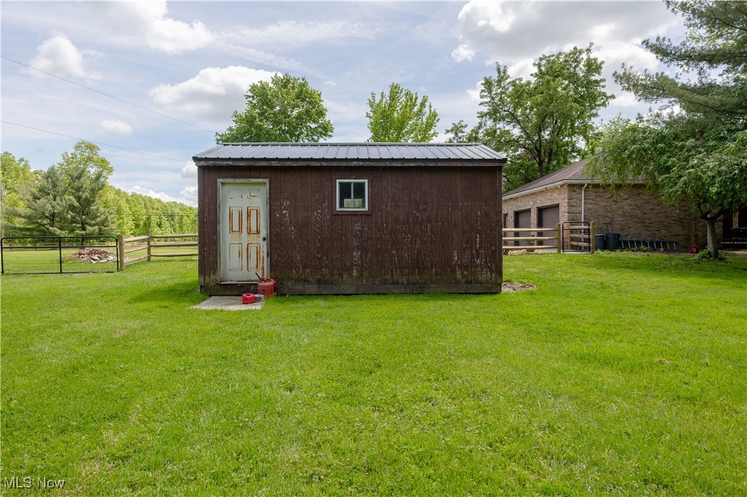 978 Housel Craft Road, Bristolville, Ohio image 4