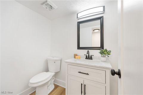 Tiny photo for 20121 Driftwood Court, Strongsville, OH 44149 (MLS # 5179393)