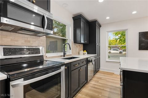 Tiny photo for 20121 Driftwood Court, Strongsville, OH 44149 (MLS # 5179393)