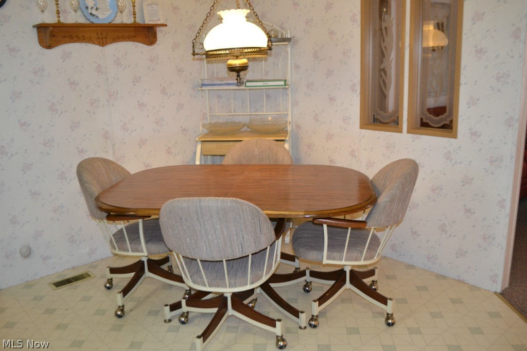 Navarre Village - Residential