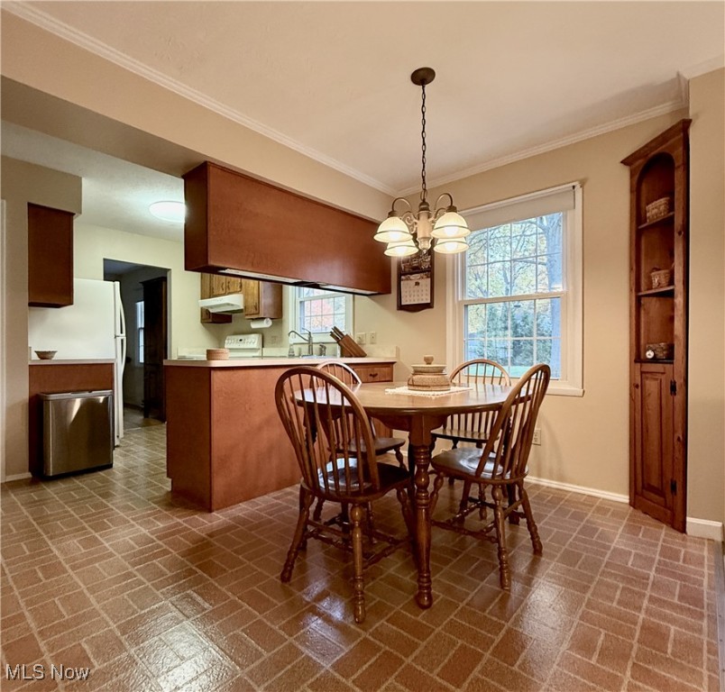 Crest Dale Estate #6 - Residential