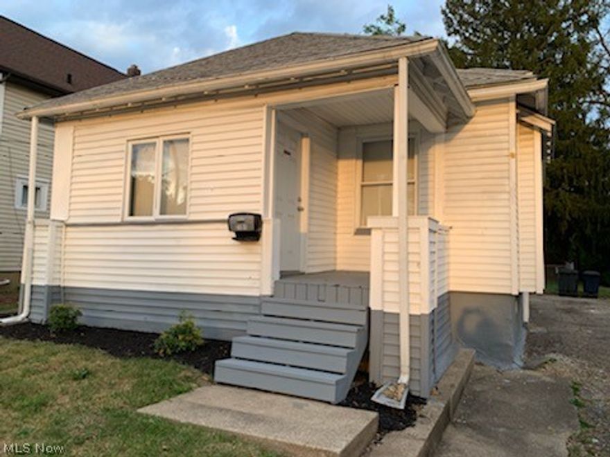 Updated and Currently rented for $650/month.  Exterior and Interior updates all complete.  Add this property to your portfolio today and start collecting rent!