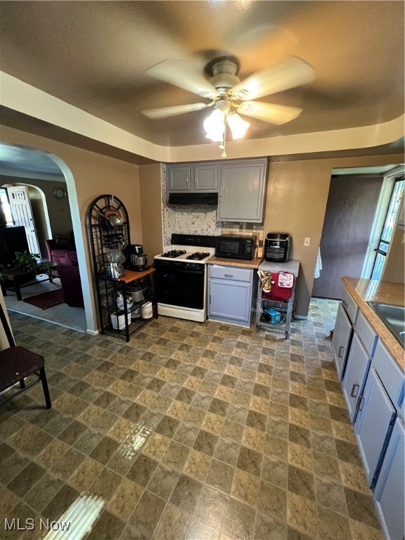 Lee Heights - Residential