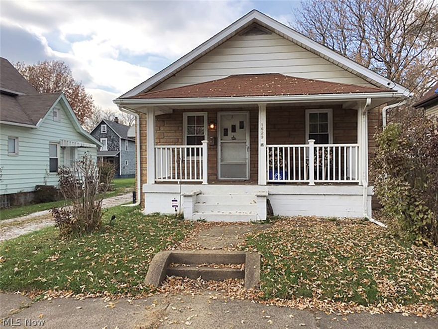 ESTATE AUCTION – Handyman Ranch Home – Two-Car Garage – Great Investment Home – SW Canton – Stark Co., OH – All sells to settle the Nancy Huffman Akin Estate, Stark Co. Probate Case #230169, on location: MONDAY - DECEMBER 18, 2017 – 12:00 PM, REAL ESTATE SELLS AT 12:30 PM - Real estate features easy-keeper ranch home, needs interior updates. Nice gas FA furnace w/nice C/A unit, full basement, and laundry area. Two bedrooms, living room, kitchen, & full bath. Home has detached oversized two-car garage. City utilities. Better take a look! TERMS ON REAL ESTATE: 20% down auction day, balance due at closing. A 10% buyer’s premium will be added to the highest bid to establish the purchase price, which goes to the seller. Any desired inspections must be made prior to bidding. All information contained herein was derived from sources believed to be correct. Information is believed to be accurate but not guaranteed.