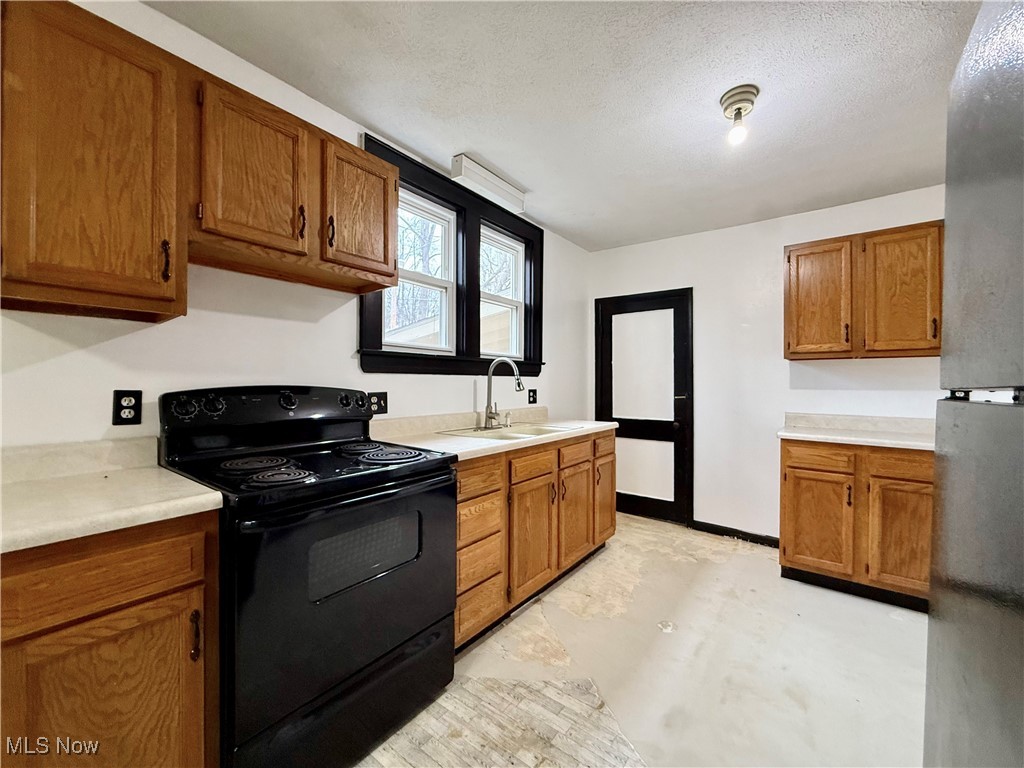 Mcpherson Manor - Residential