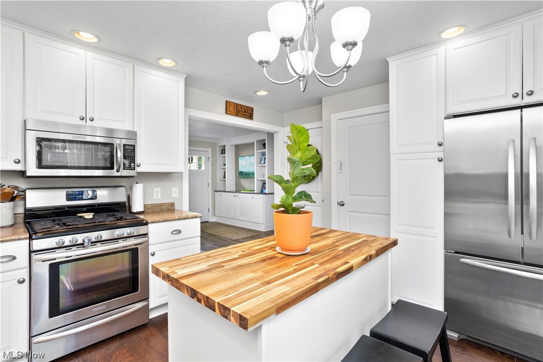 Devon Drive - Residential