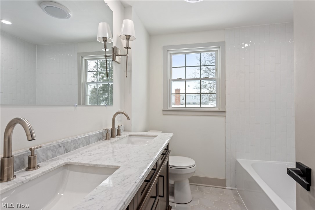 Elmknoll Heights - Residential