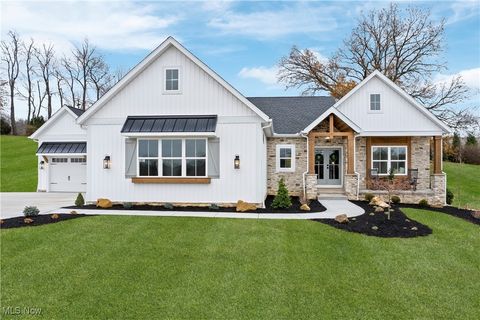 3452 Joyce Avenue NW Massillon OH 44646