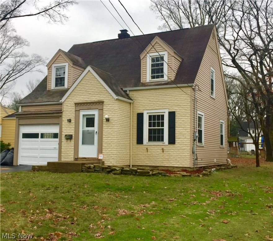 At full price seller will pay $3,000 of buyer's closing costs! Great 3 bedroom, 1.5 bath cape in NE Warren location. Open Living/Dining concept with 1st floor family room and 1/2 bath addition. 3 bedrooms and bath on 2nd floor. Some newer windows. Hardwood floors in main home and freshly painted. Move in condition.