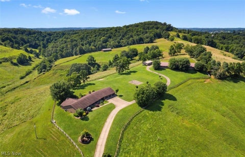 Homes For Sale - 1260 Smithville Road<br/> Ritchie County, Harrisville, WV 26362