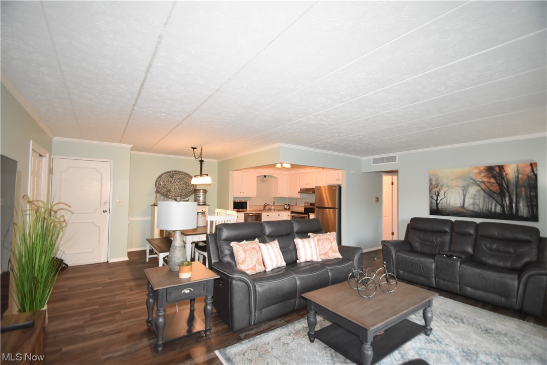 West Blvd Condo - Residential