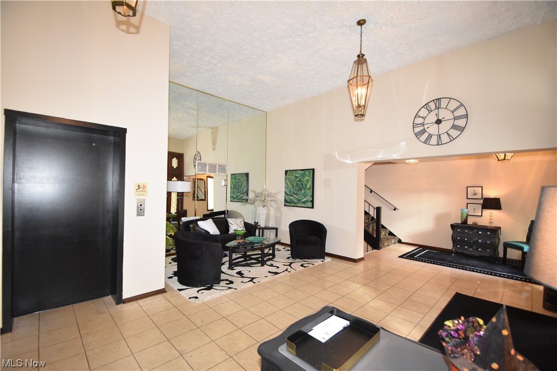 West Blvd Condo - Residential