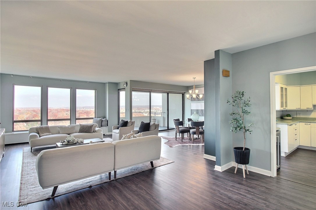 One Bratenahl Place Condo - Residential