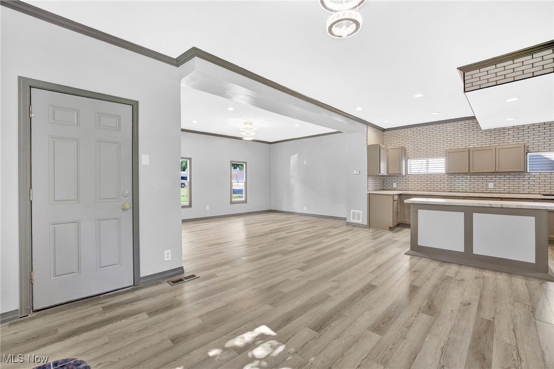 Lewis Miller - Residential