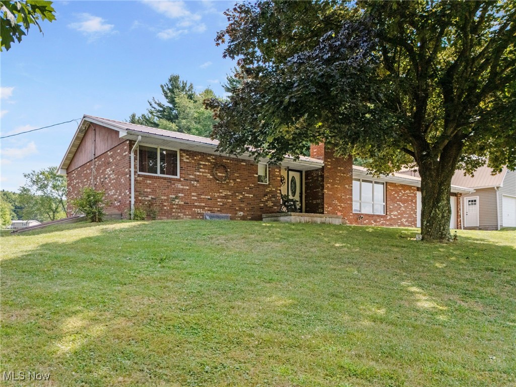 4246 Caddy Road, Bowerston, Ohio image 1