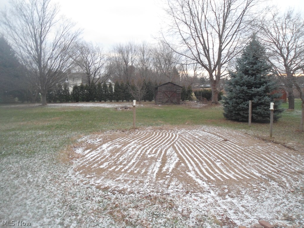 Lake Grove Estates - Residential