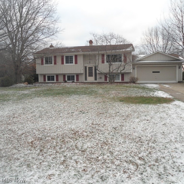 Lake Grove Estates - Residential