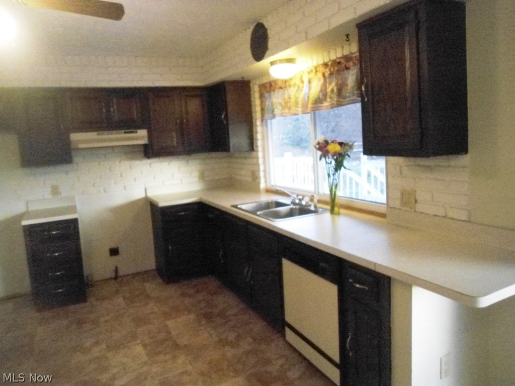 Lake Grove Estates - Residential