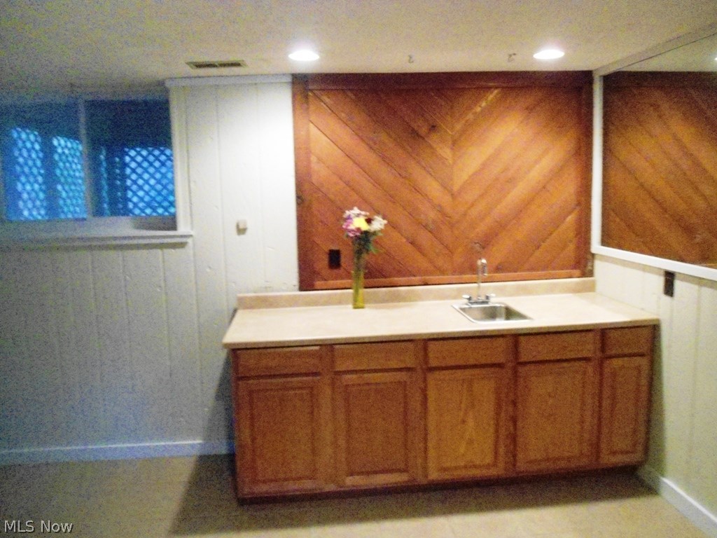 Lake Grove Estates - Residential