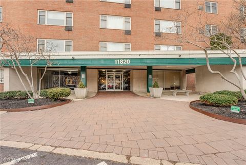 11820 Edgewater Drive Unit 419, Lakewood, OH 44107 - #: 5099246